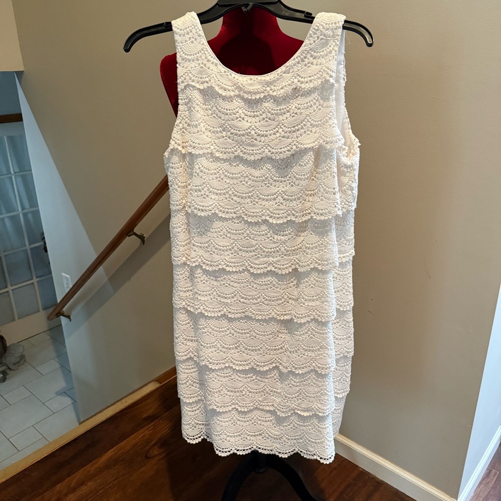 White House Black Market Size 14 Elegant White Lace Dress